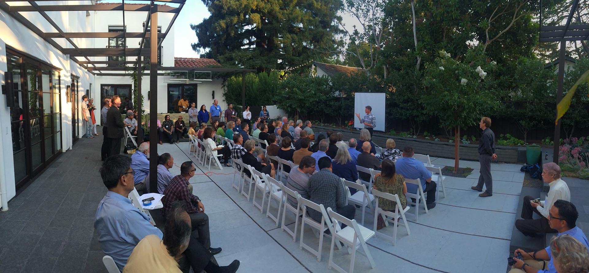 2015-08-20_AIA_Home_tour_Bernstein_slider